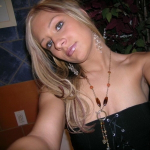 Florence_taranu 22 ani Brasov - Mature Hd Xxx - Porno Defloration din Comana - Faget Porno Comana