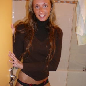 Rebeca_den 36 ani Timis - Escorte si Dame de companie
