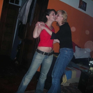 Mariasuhan 23 ani Cluj - Imagini Xxx - Filme Porno Romantice din Mintiu Gherlii - Faget Porno Mintiu Gherlii