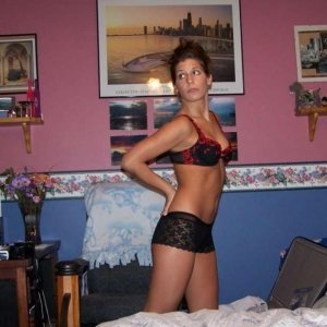 Gaby46 31 ani Bucuresti - Femei sex - Escorte Curve pe bani