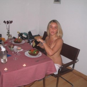 Ema_radulescu 40 ani Braila - Anunturi sex - Femei singure sau casatorite in cautare de sex